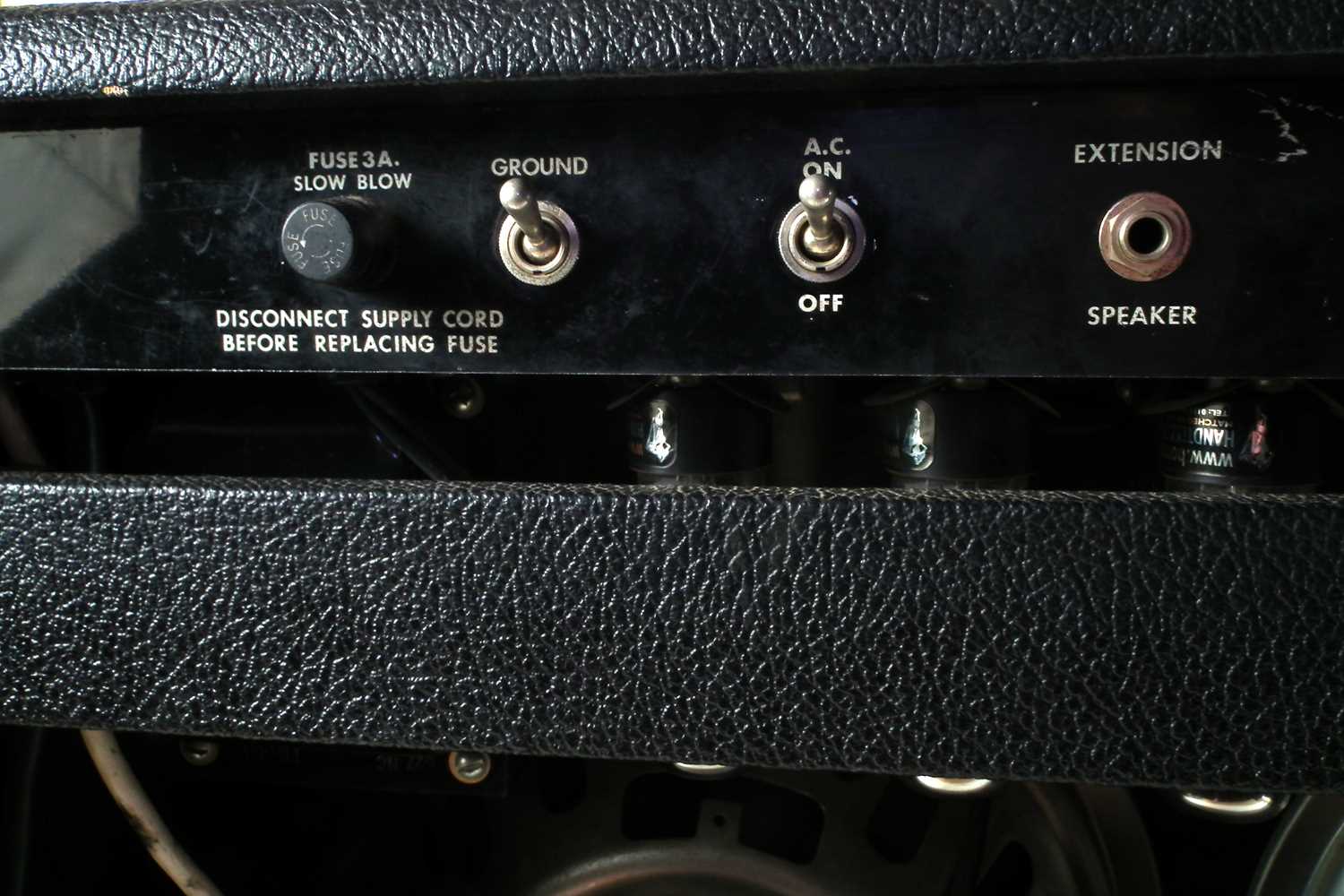 Traynor guitar amplifier - Image 9 of 9