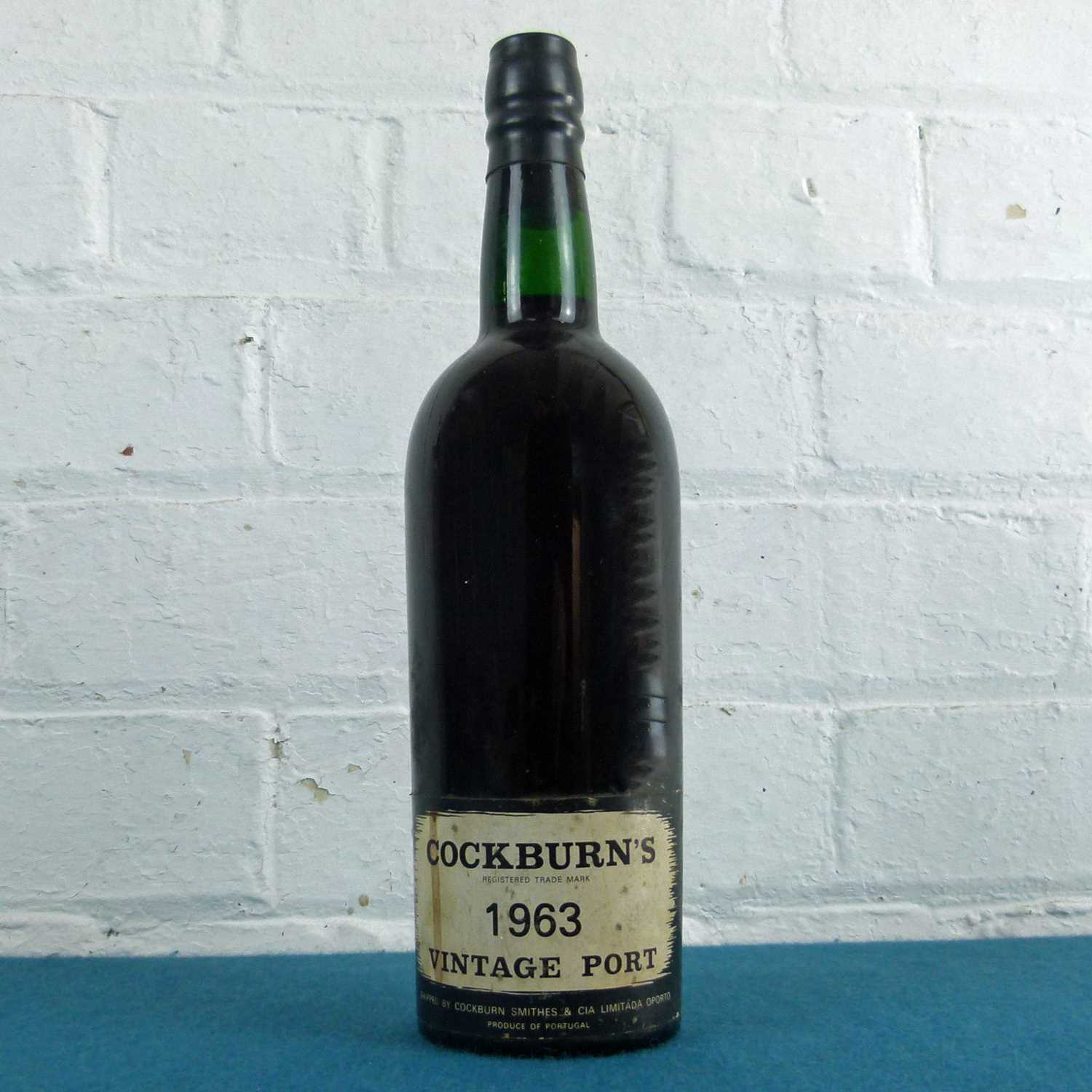 1 Bottle Cockburn’s Vintage Port 1963 (i/n) UK bottled by Cockburn Smithies London