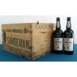 9 Bottles “The Silver Jubilee” Sandeman Vintage Port Vintage 1977