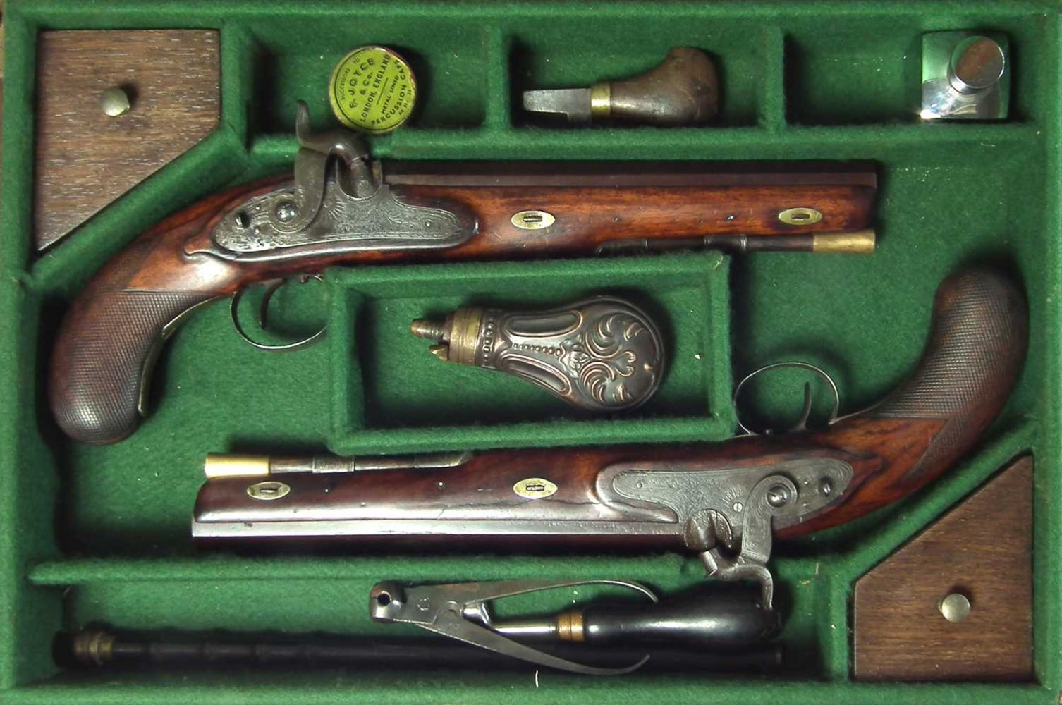 Arms, Militaria, Medals & Firearms - Live Online