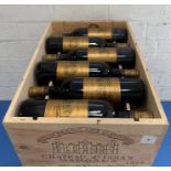 12 Bottles (in OWC) Chateau d’Issan Grand Cru Classe Margaux 1995 (5 hin, 7 i/n)