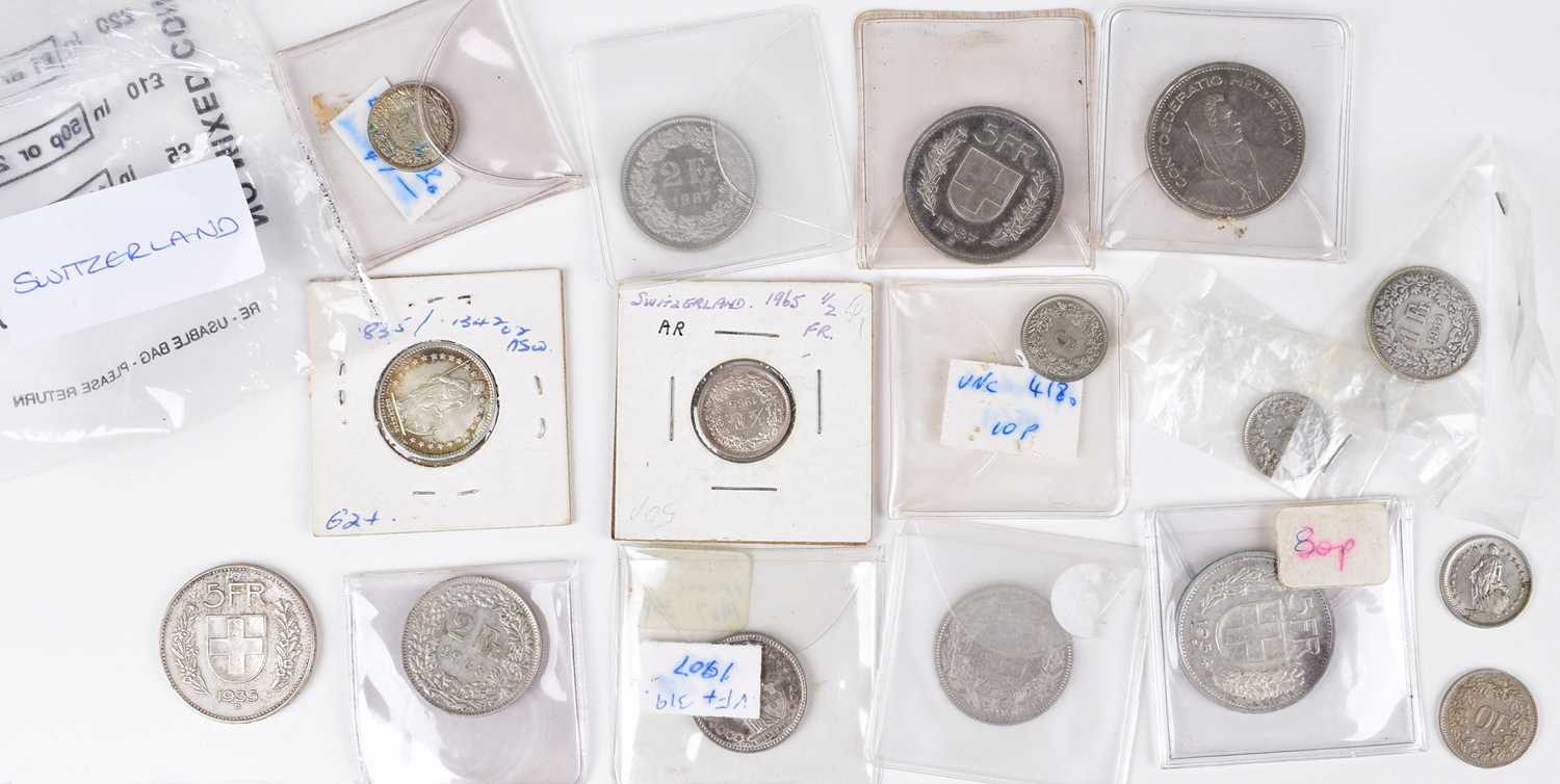 Tin of assorted foreign coinage to include many silver coins from Netherlands etc. - Image 6 of 19