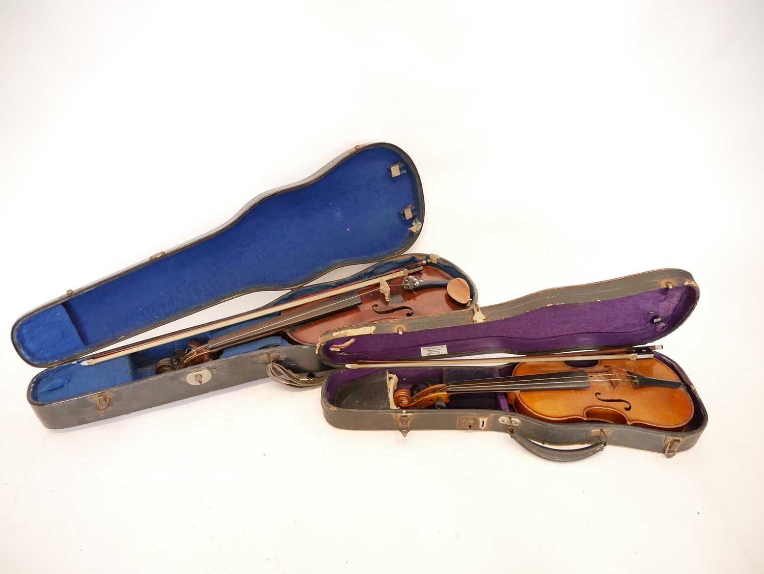4/4 violin and a 1/2 size violin, each with a bow and case. - Image 7 of 7