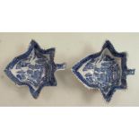 A pair of English pearlware pickle dishes, of leaf form, decorated a blue transfer print version