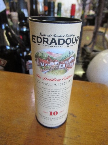 A collection of alcohol, including miniature Eradour whisky - Bild 2 aus 2