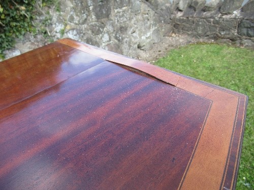 A 19th century mahogany bow fronted chest of drawers, with satinwood cross banding, fitted two short - Image 3 of 6