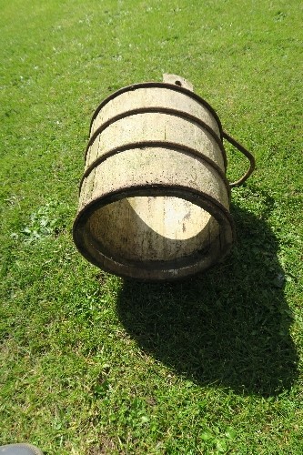 Two watering cans, a metal obelisk, a barrel diameter 25.5ins, and other items - Image 3 of 4