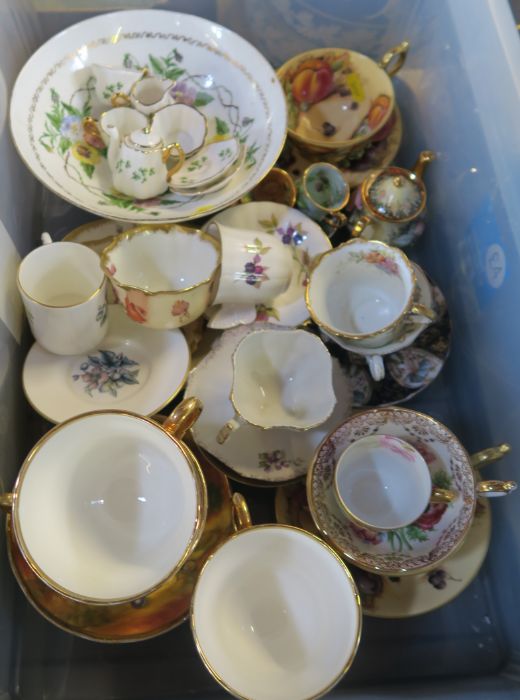 A collection of assorted ceramics, mainly cups and saucers, to include Ansley, Royal Worcester etc
