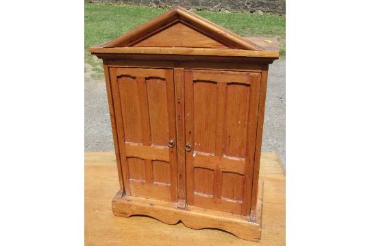 A pine blanket box, together with a miniature pine cabinet formed as a wardrobe and a shoe rack - Image 3 of 5