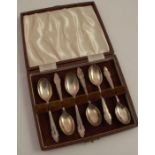 A cased set of six silver teaspoons, Sheffield 1949