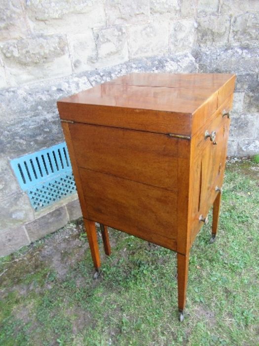 A 19th century mahogany folding pot cupboard / dressing table, the top opening to reveal apertures - Image 6 of 6
