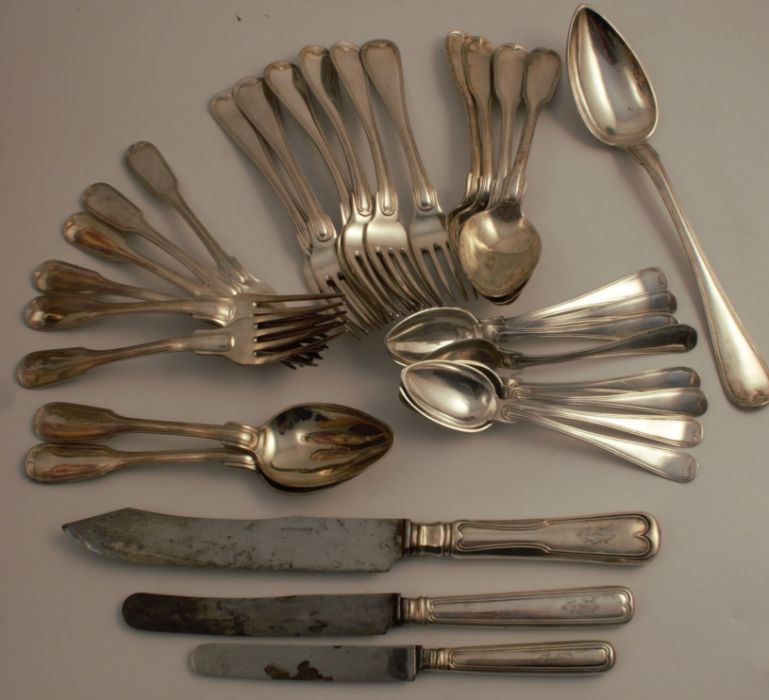 A quantity of Continental silver plated cutlery, comprising knives, forks and spoons etc