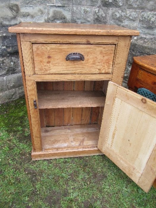 A pine cabinet, having cupboard door below a drawer, width 27ins x depth 14ins x height 39ins, - Image 3 of 4