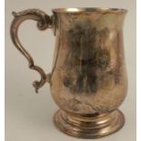 A silver baluster shaped tankard, London 1898, weight 8oz, height 5ins