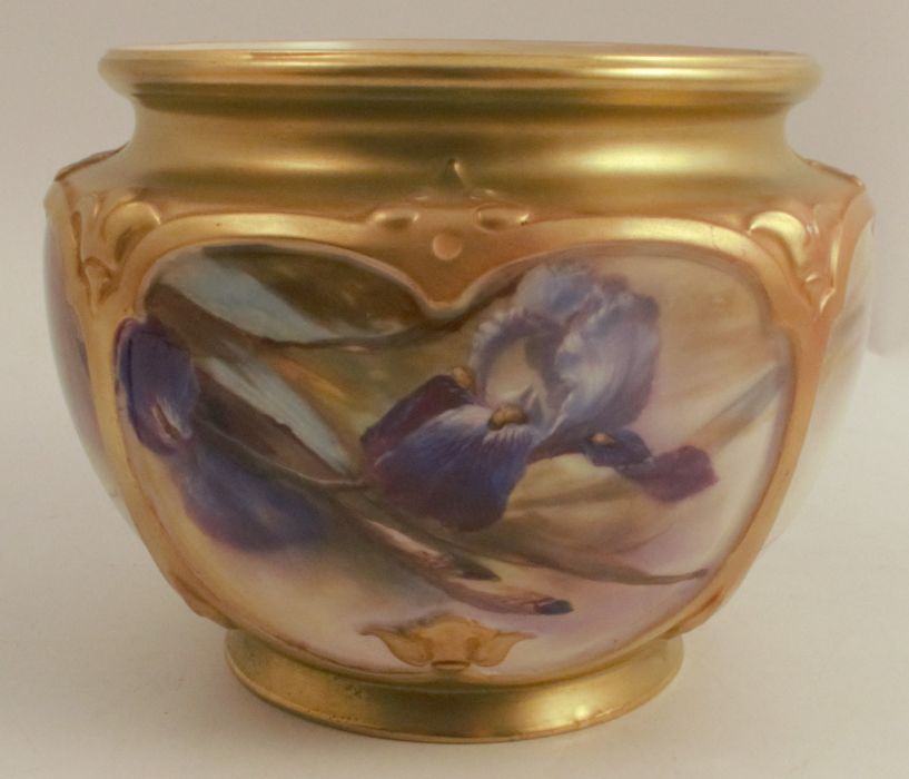 A Royal Worcester cache pot, the quarter lobbed body decorated with iris by W Powell, shape number - Image 2 of 5