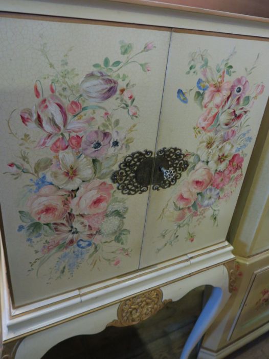 A painted floor standing corner cupboard, decorated with flowers, together with a drinks cabinet, - Image 5 of 5