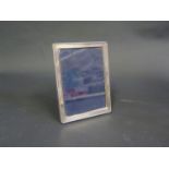 A Modern Sheffield Silver 5.25x3.75" Easel Back Photo Frame