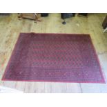 A Persian Style Machine Made Carpet, 190x133cm