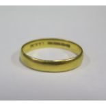 A 22ct Gold Wedding Band, size K, 2.4g