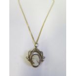 A 9ct Gold Twin Cameo Swivel Pendant on 50cm chain, 6.1g