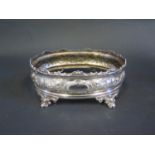 A Victorian Oval Silver Dish Stand with repoussé foliate decoration, Sheffield 1882, Martin,