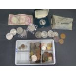 A Tray of Coins including Commemorative Crowns, 1265g