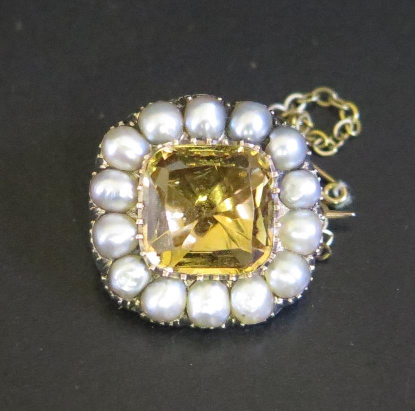 A Georgian Foil Back Citrine? and Pearl Brooch in an unmarked gold setting, 19.5mm square, 6.2g