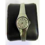 A Ladies SEIKO Manual Wristwatch with 17 jewel movement, running
