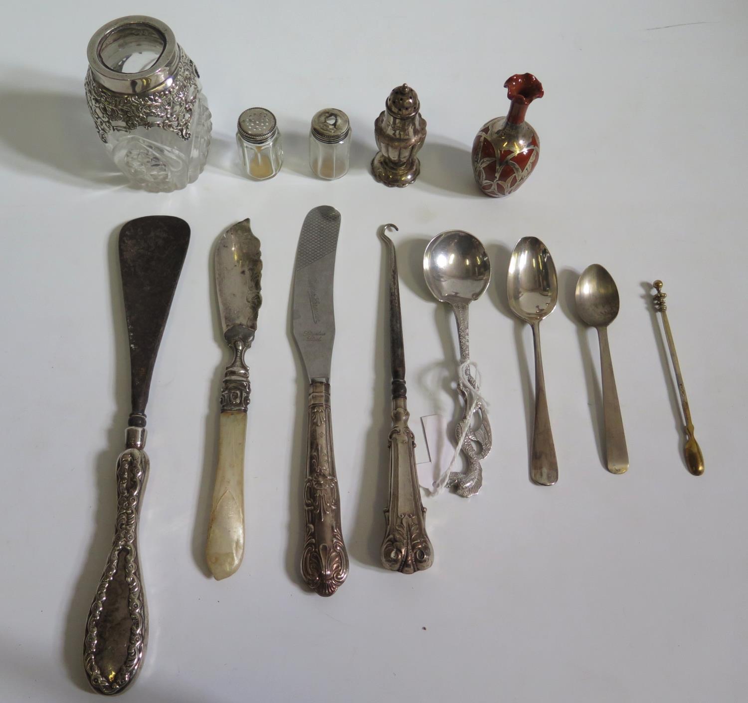 A Selection of Odd Silver including button hook and shoe horn, A/F