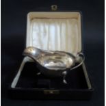 An Elizabeth II Cased Silver Sauce Boat, Sheffield 1961, Viner's Ltd., 102g