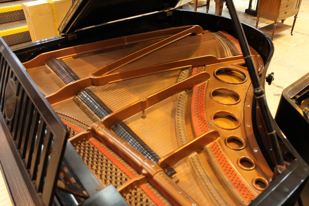 Bösendorfer (c1929) A 5ft 7in Model 170 grand piano in a mahogany case on square tapered legs. - Image 4 of 8