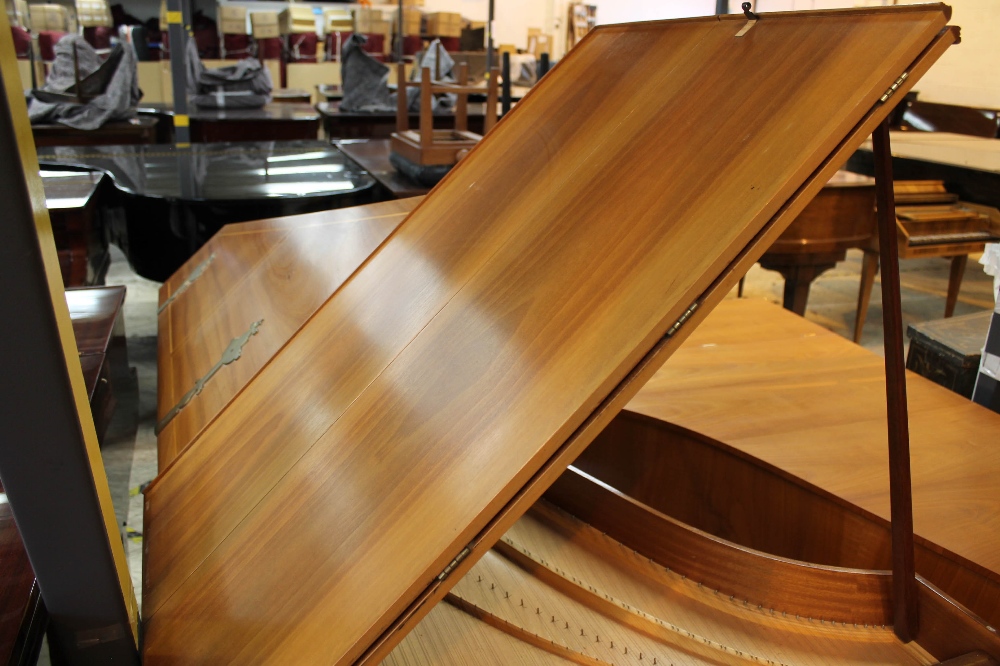 Morley Double Manual Harpsichord A double manual harpsichord in a walnut crossbanded and flame - Image 5 of 9