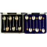 A set of six George V silver coffee spoons, Birmingham 1913, cased,