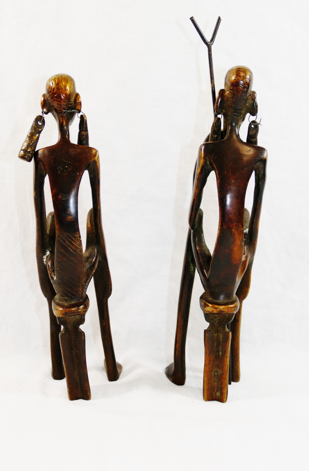 A pair of 20th century bronze Lobi style figures of a West African tribal couple, - Bild 3 aus 4