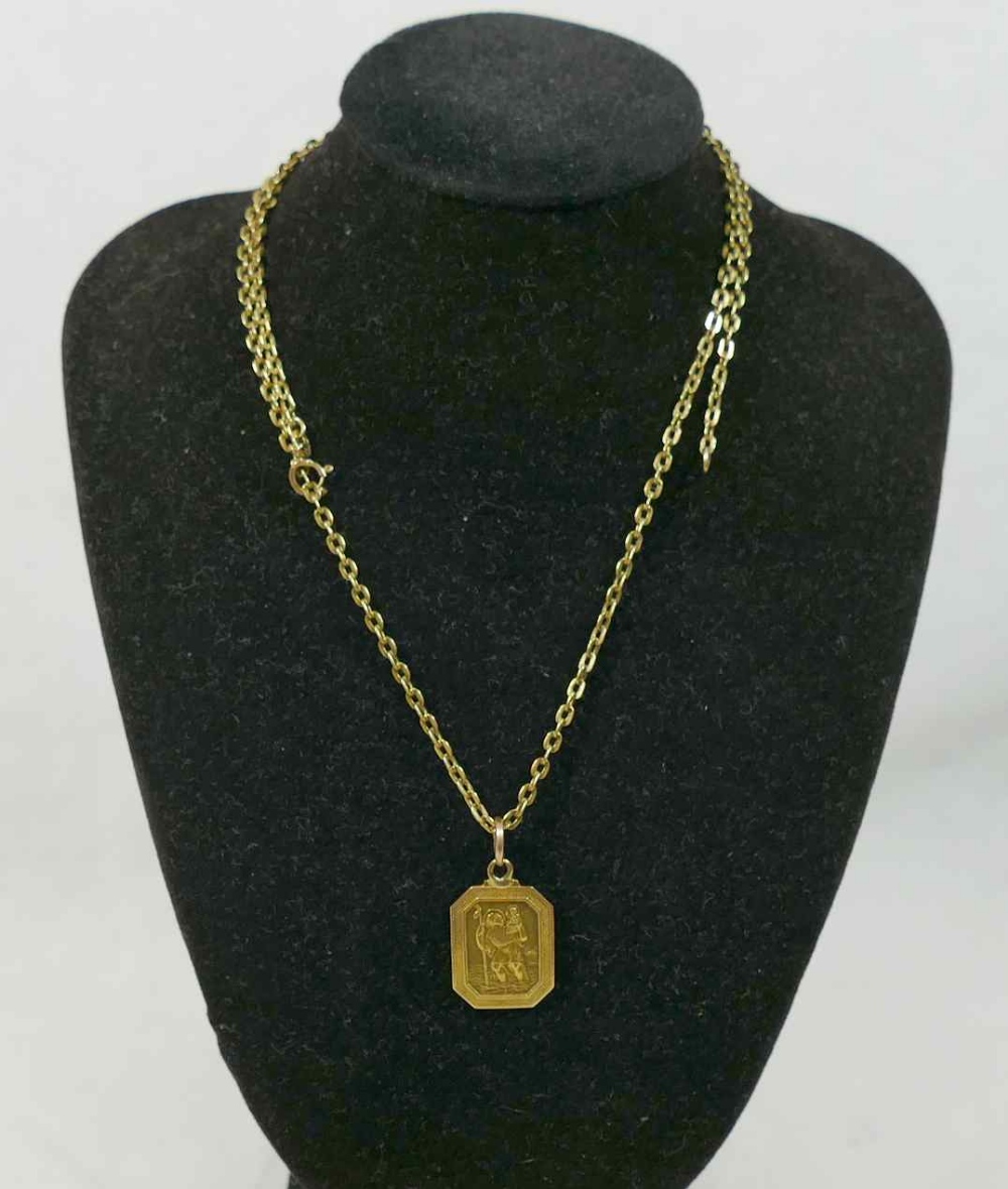 A yellow metal Saint Christopher pendant stamped '750' and an Italian yellow metal chain also - Image 4 of 4