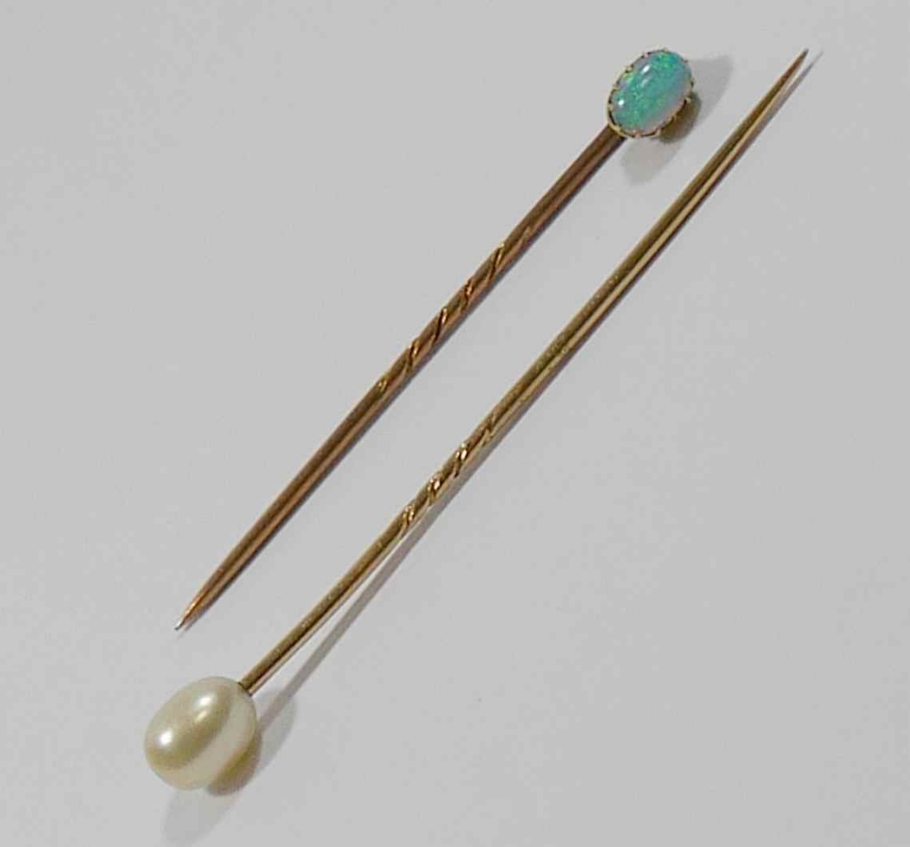 A yellow metal opal set stick pin, 5.4cm long, and a cultured pearl topped stick pin, 6. - Image 2 of 2