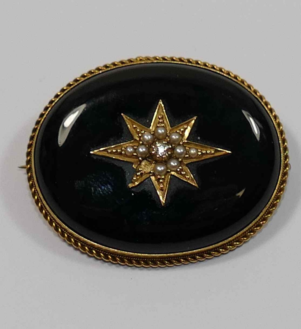 A Victorian 15 carat gold and black onyx set oval mourning brooch, the centre set with gold, - Image 2 of 6