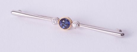 A sapphire and diamond bar brooch, 3.6gms.