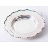 Solid silver salver with plain body, Chippendale edging, dimensions 14.25cm x 2cm, hallmark London