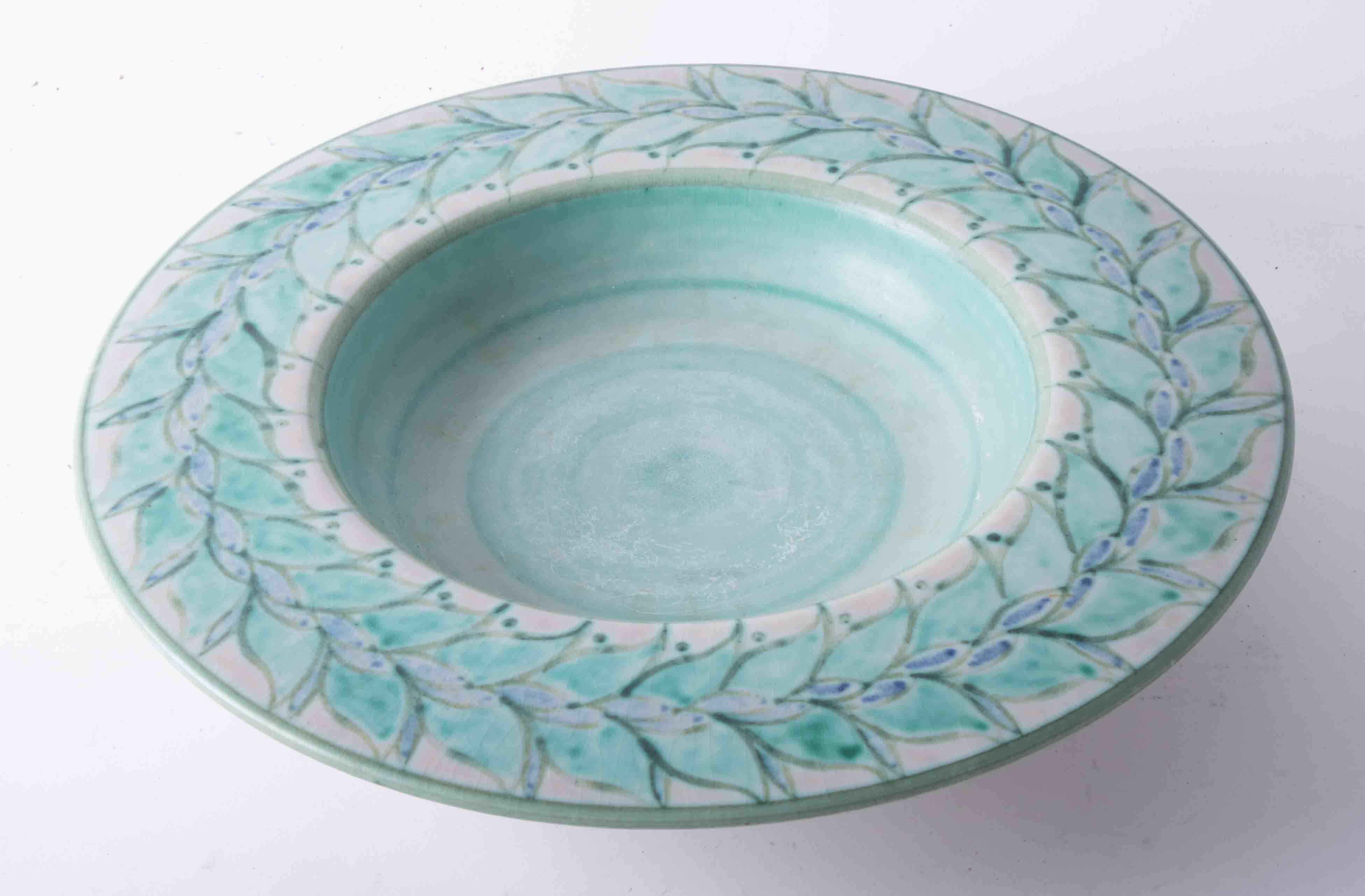Royal Lancastrian art pottery dish, diameter 35cm.
