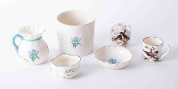 A bagware WH Goss pot, jug, dish and three pieces of Arcadian china (6).