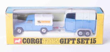 Corgi Toys gift set 15, Landrover & double horsebox (no horses), boxed.