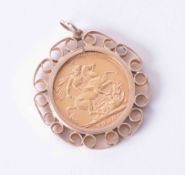 A Victoria 1900 full sovereign in ornate 9ct pendant mount, 11.5g