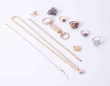 Various jewellery including dress rings including a cluster ring, a 9ct fine necklace, a 9ct '