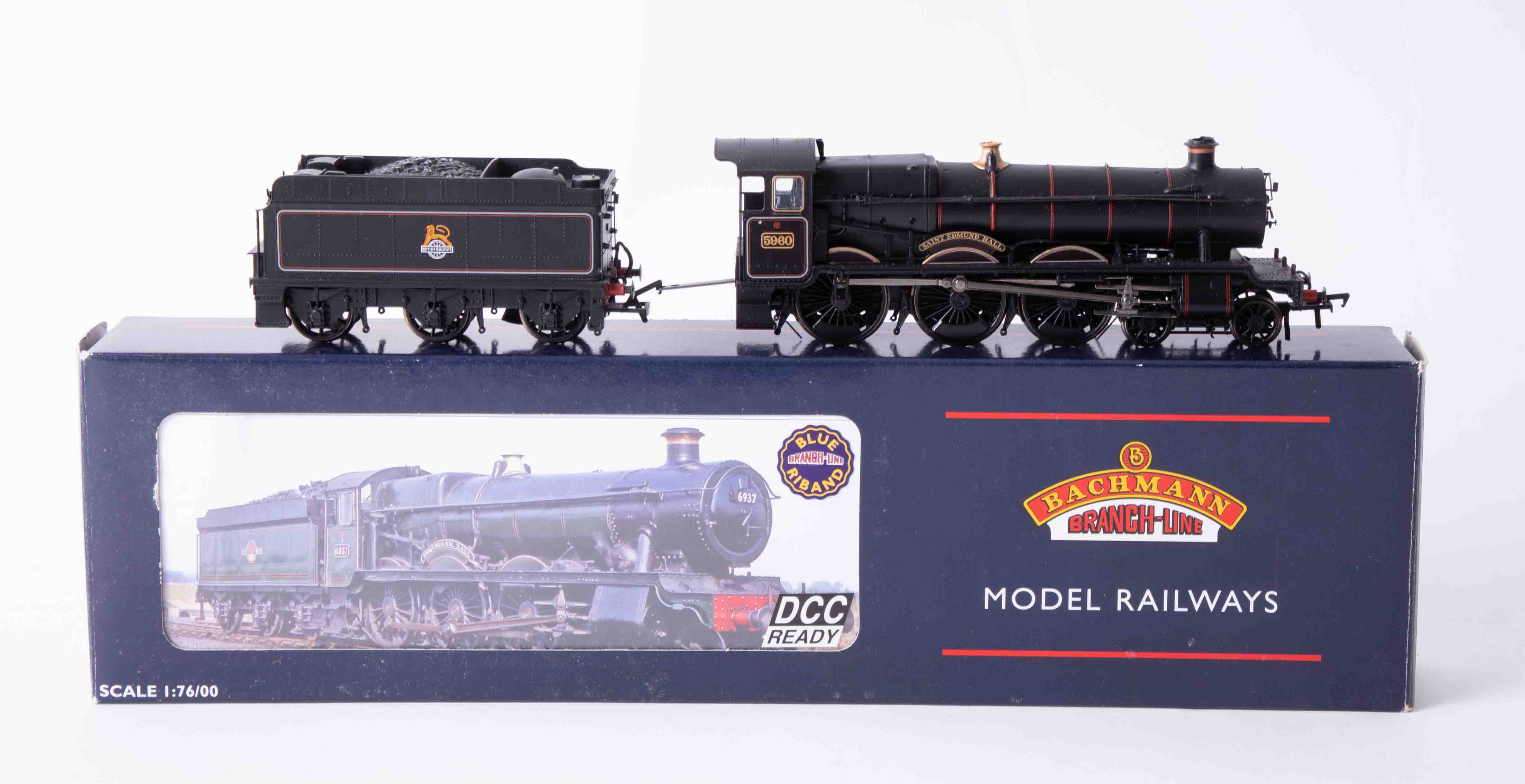 Bachmann OO Gauge, 'Saint Edmund Hall' BR black early emblem, 5960, 32-002, boxed.