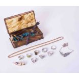 Mixed collection of costume and silver jewellery including 8 dress rings, brooch, watches etc.