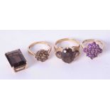 Three 9ct gold dress rings & a pendant set with quartz, 16g (4).