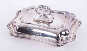 A George V silver entrée dish and cover, Sheffield, maker H.A, approx. 42oz.