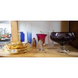 A collection of mixed glass including Art Deco amber centrepiece, Webbs amber bowl etc.