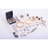 A bag of mixed costume jewellery to include some silver items, rings, bangles, faux pearls,